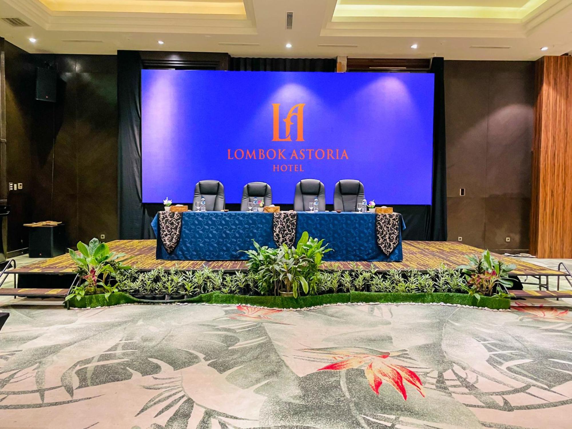 Lombok Astoria Hotel Mataram Exterior foto